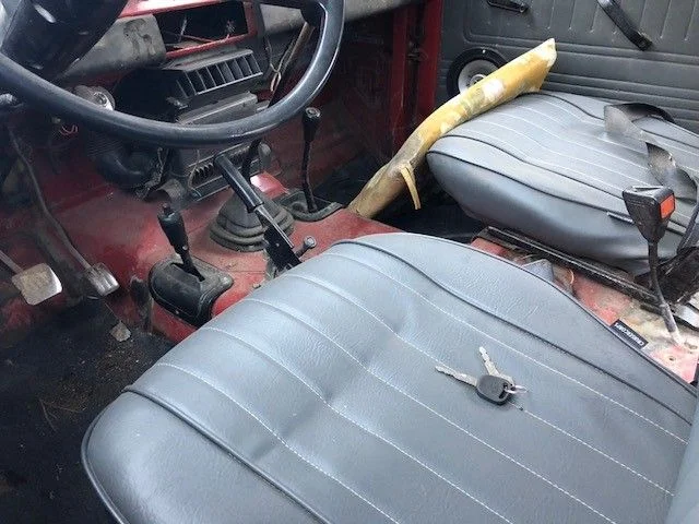 inside drivers interior.webp