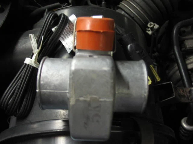 installation of lower rad hose heater in LJ78 003.webp