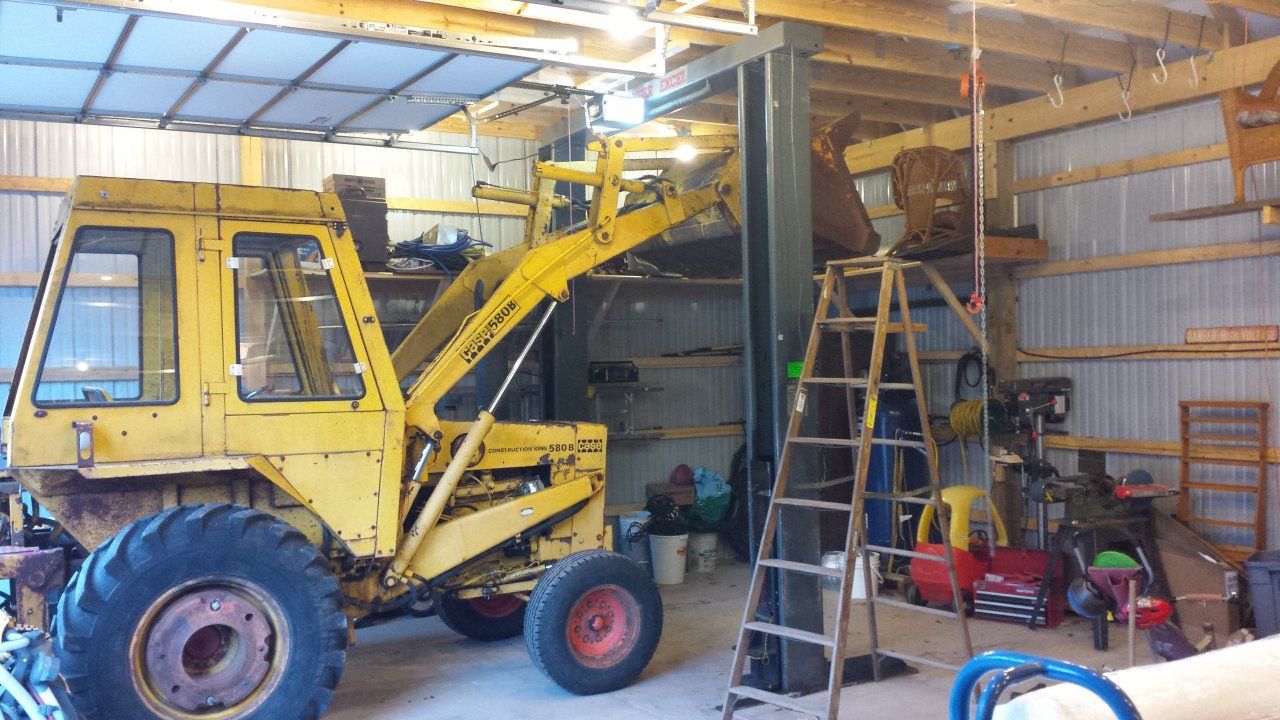 Installinglift.jpg