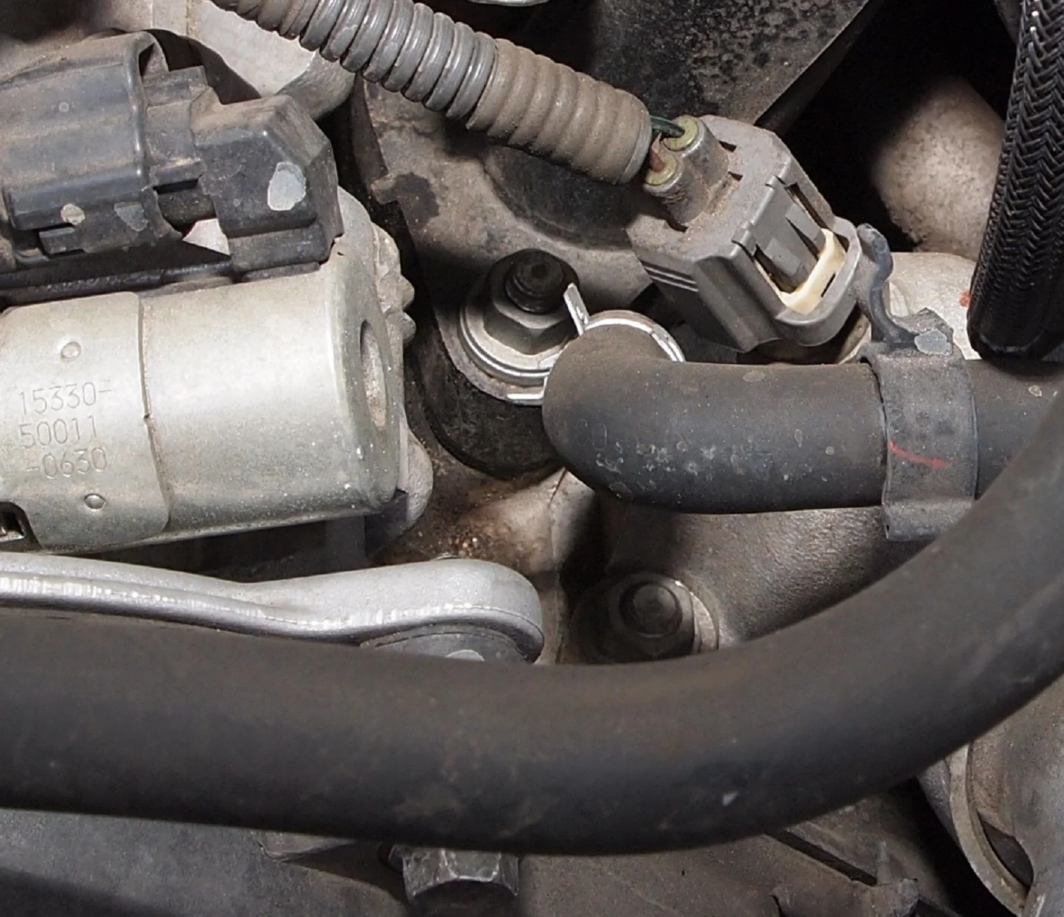 Intake Gasket & clip.webp