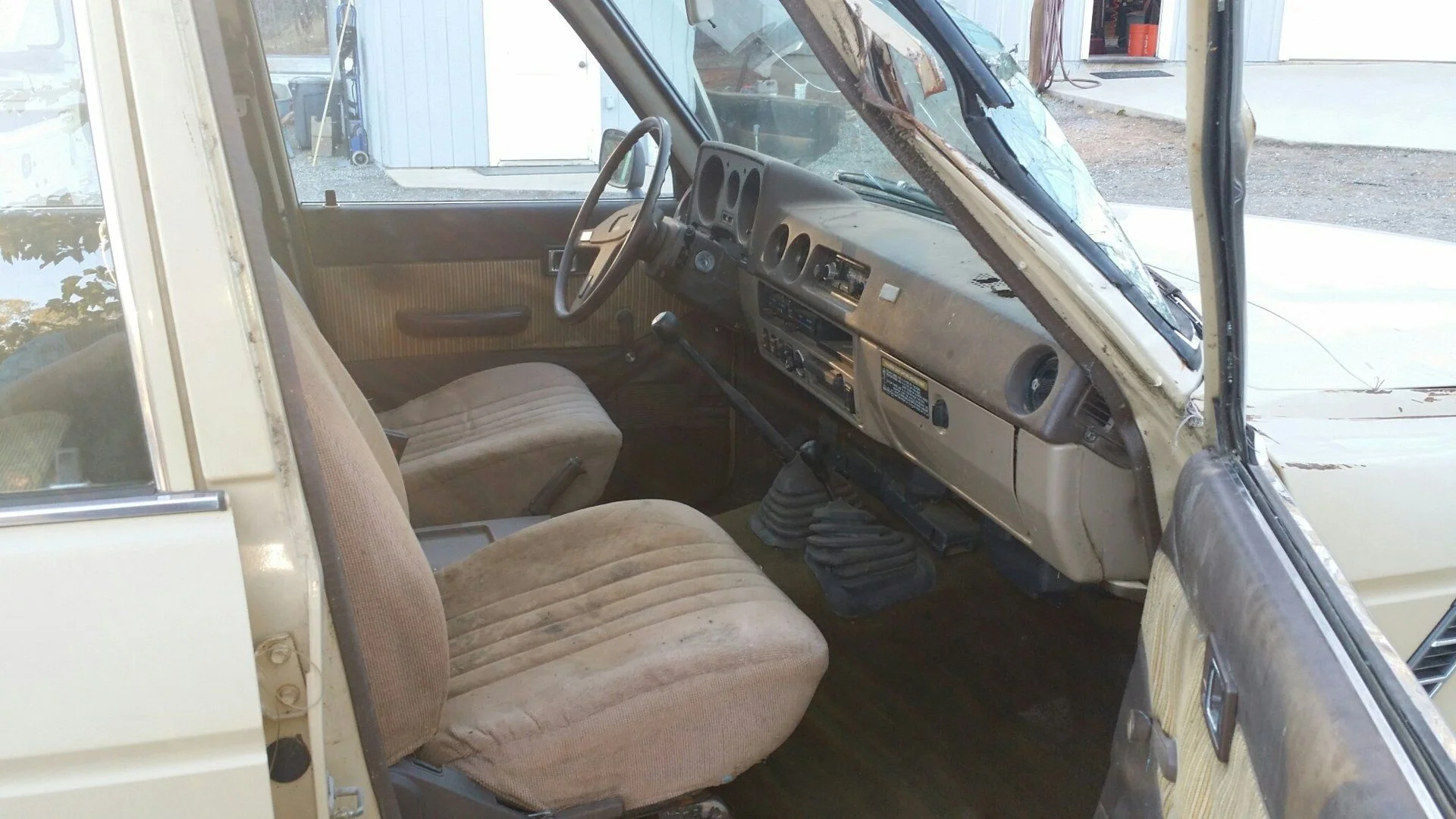 Interior 1.webp