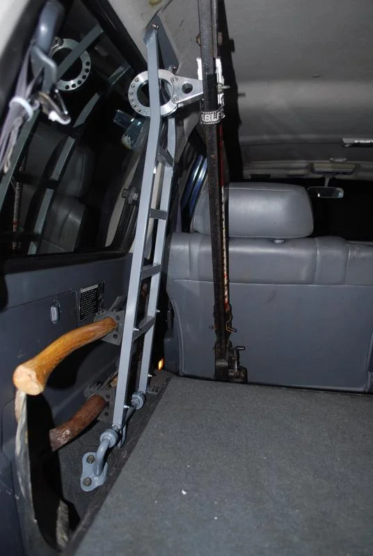 INTERIOR%20RACK%20001.webp