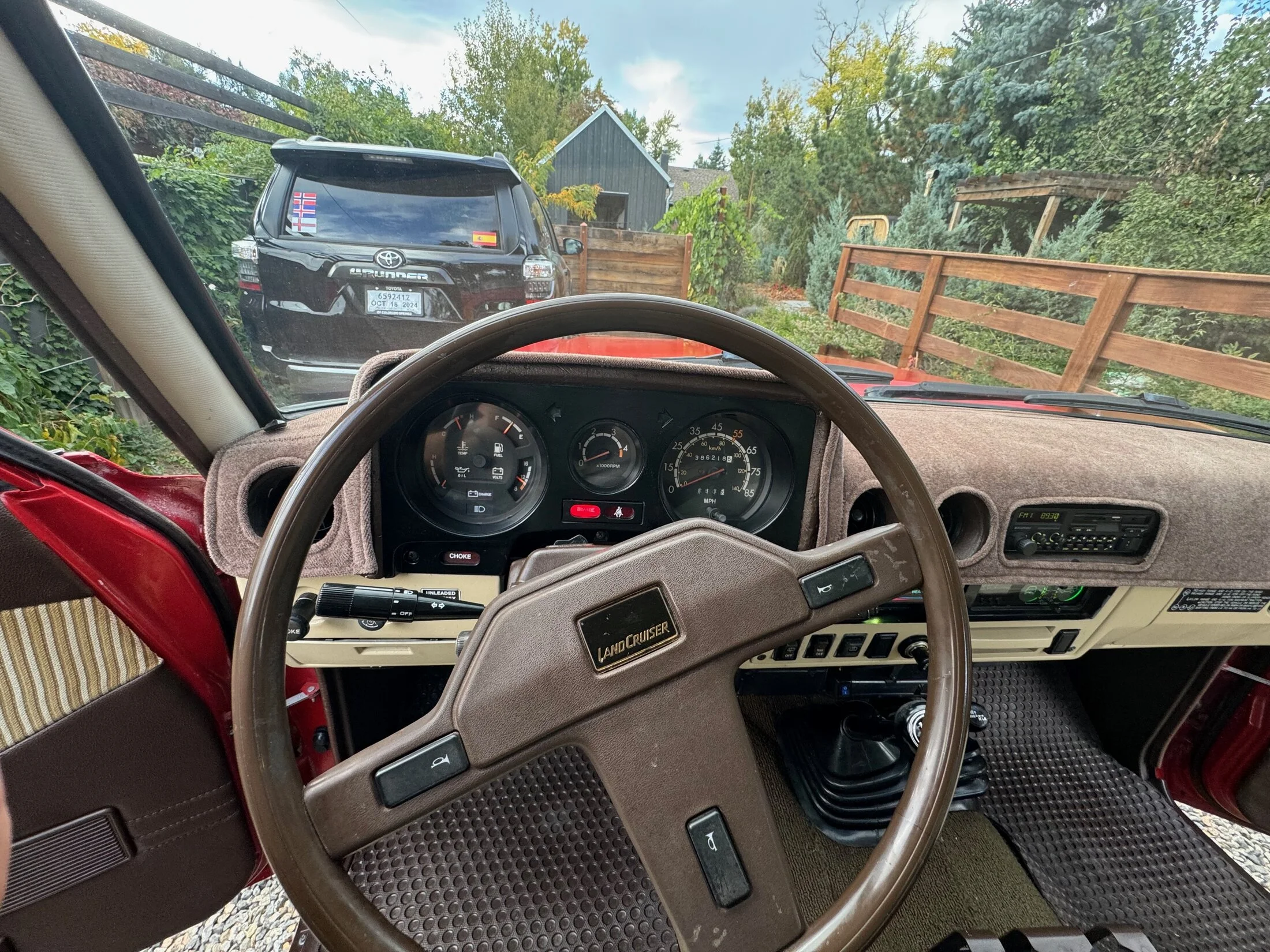 Interior FJ60 - 1.webp