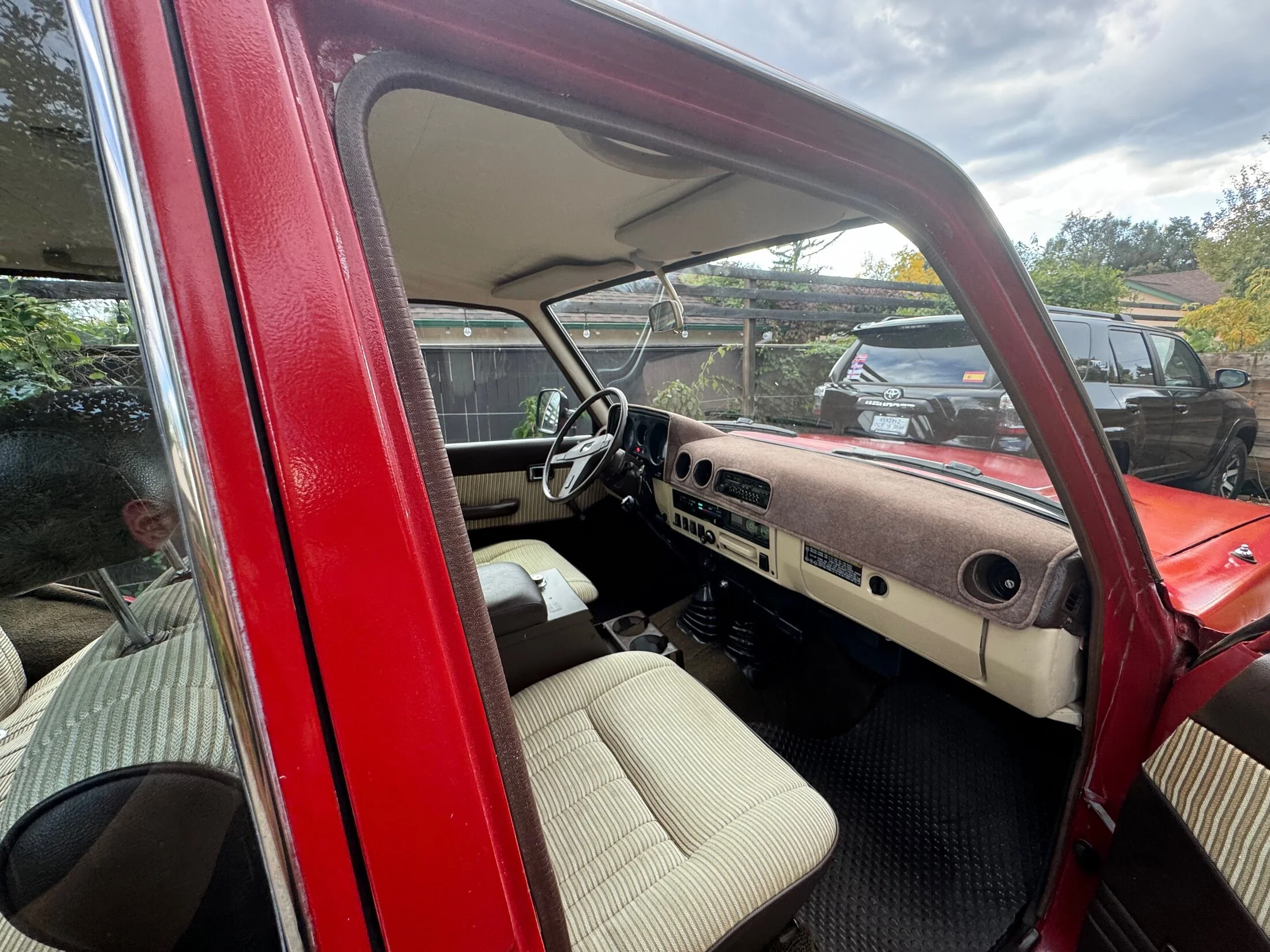 Interior FJ60 - 13.webp