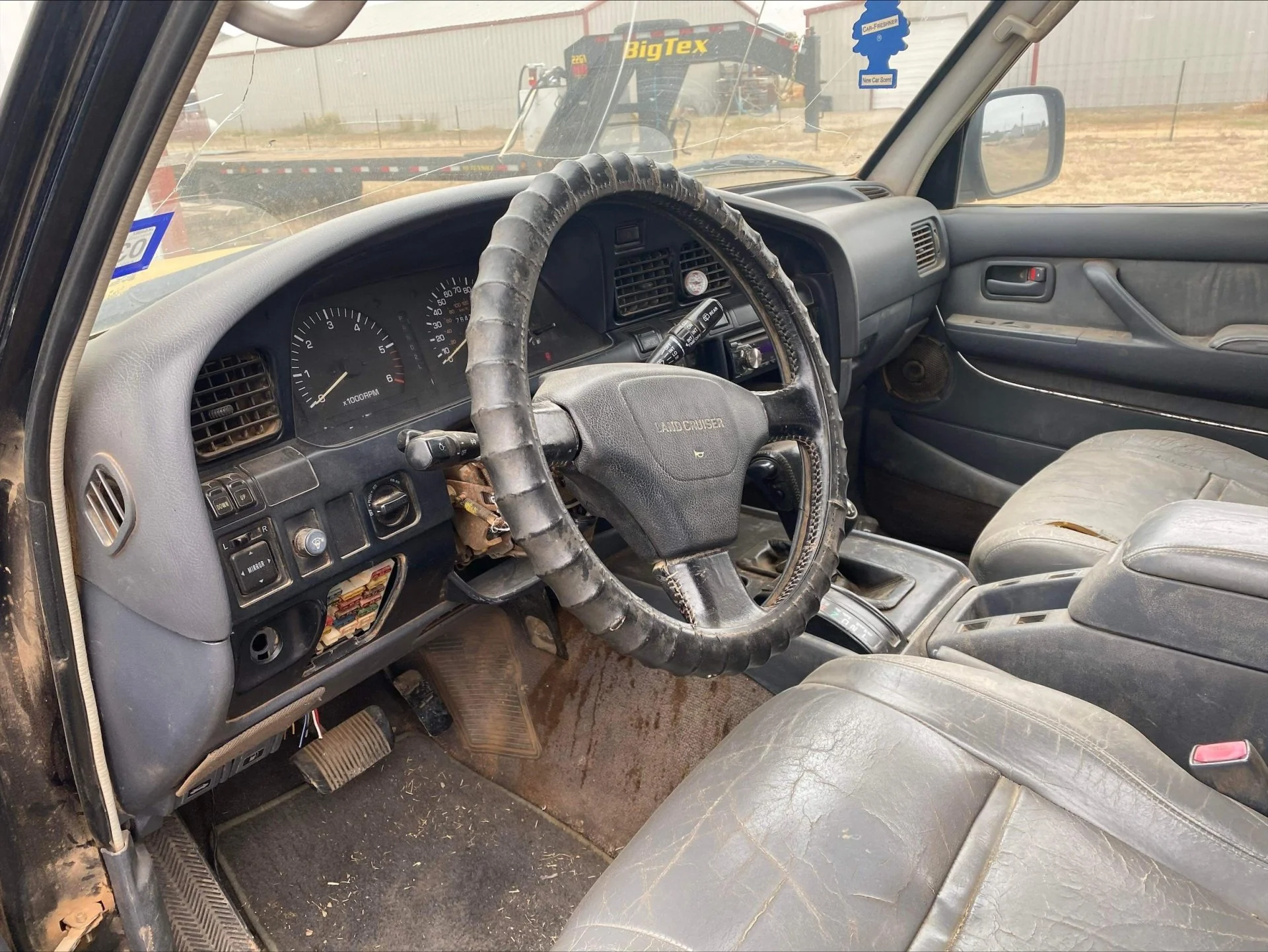 Interior.webp