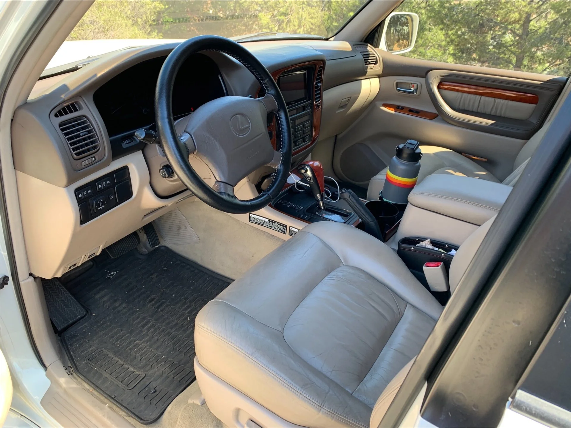 Interior.webp