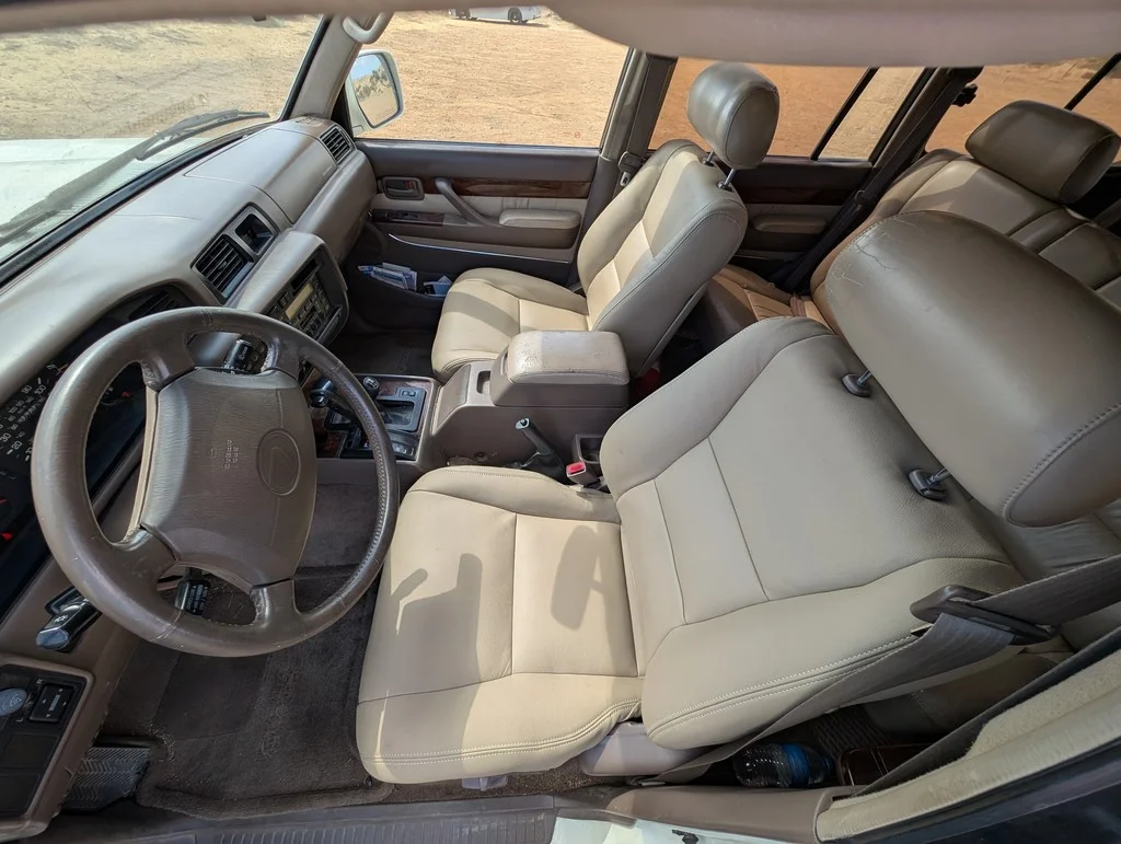 Interior.jpg