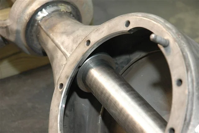 Isuzu Axle 043.jpg