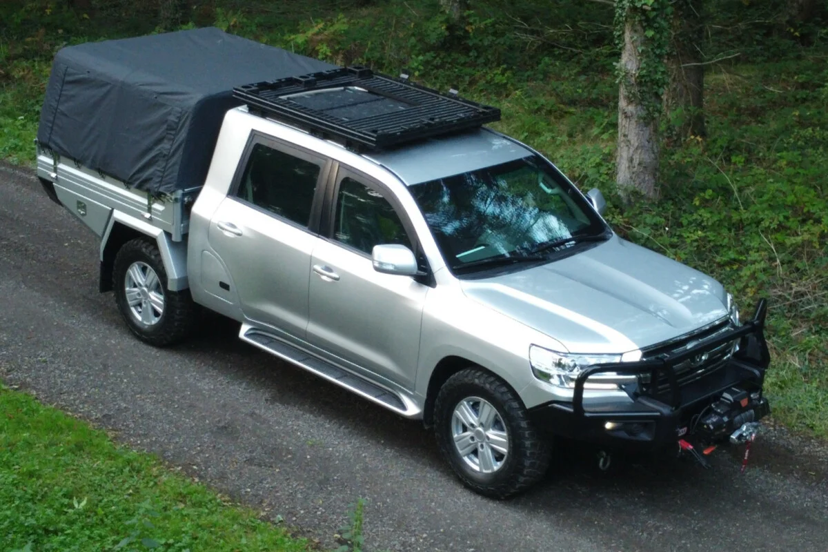 Jankel-armoured-LC200-pickup-news_1-1200x800.webp