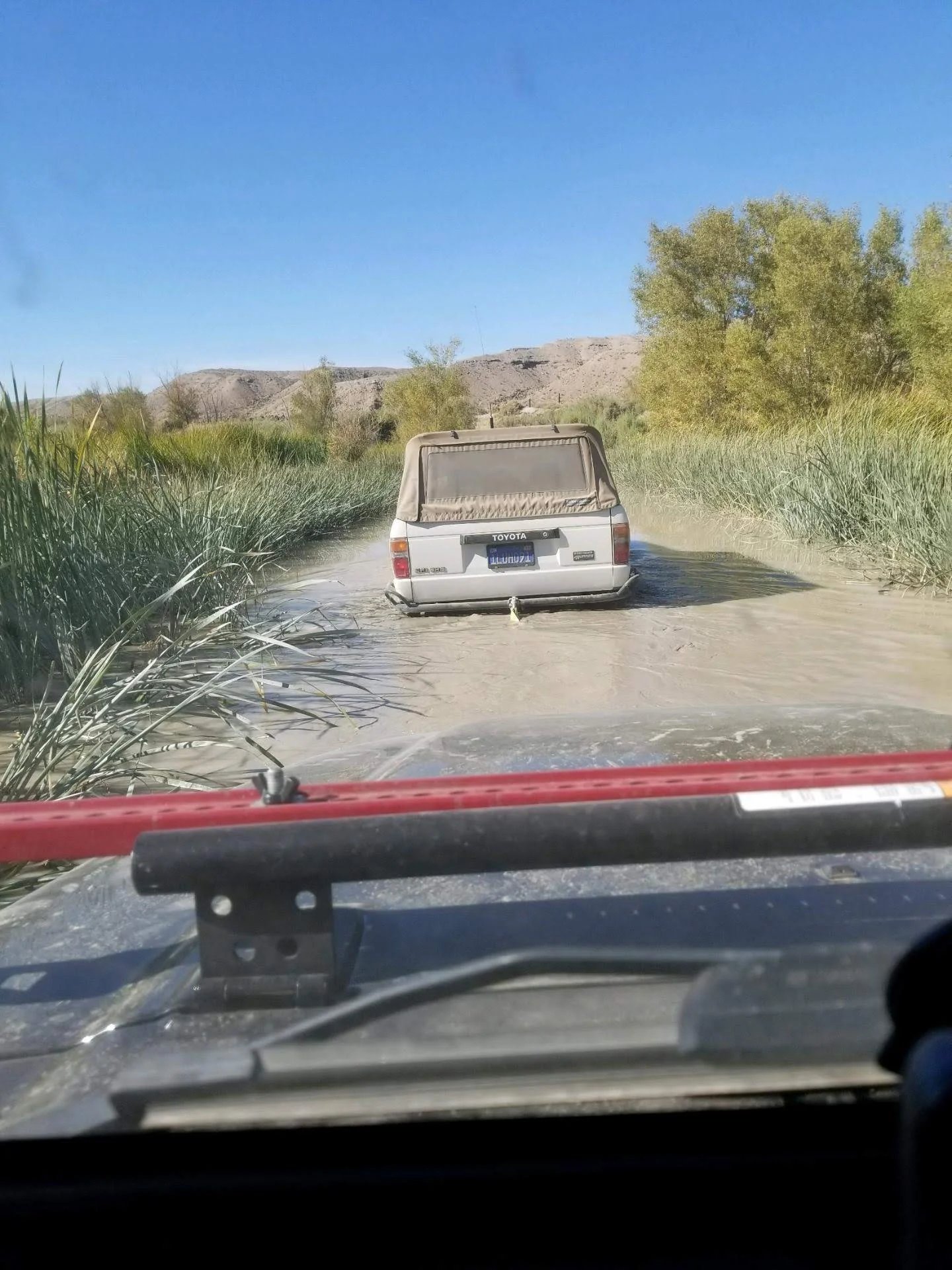 jeeptow.jpg