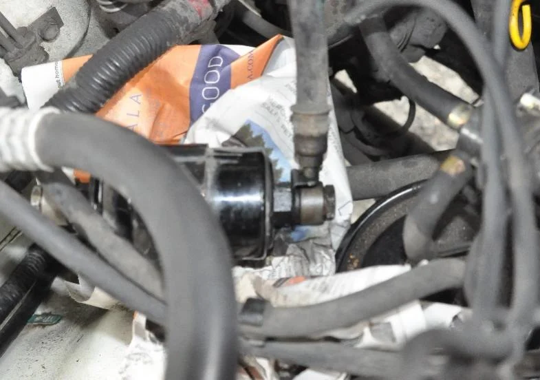 Jun10RM_ 002_fuel_filter.webp