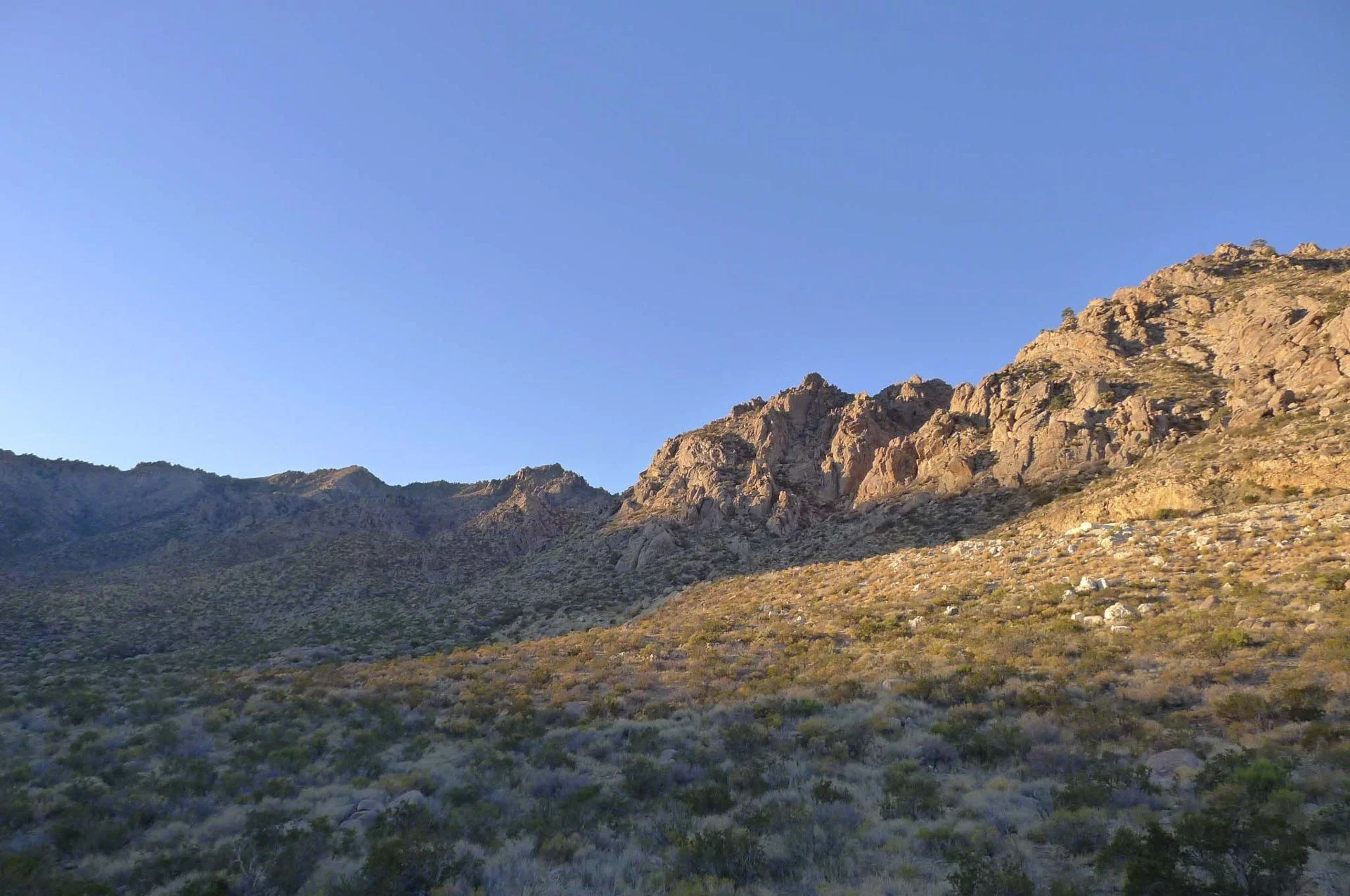 Kingston range valley.webp