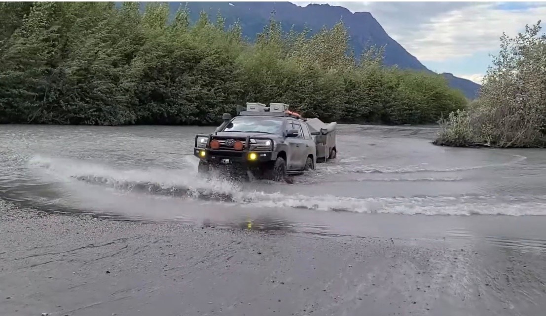 Knik water.jpg