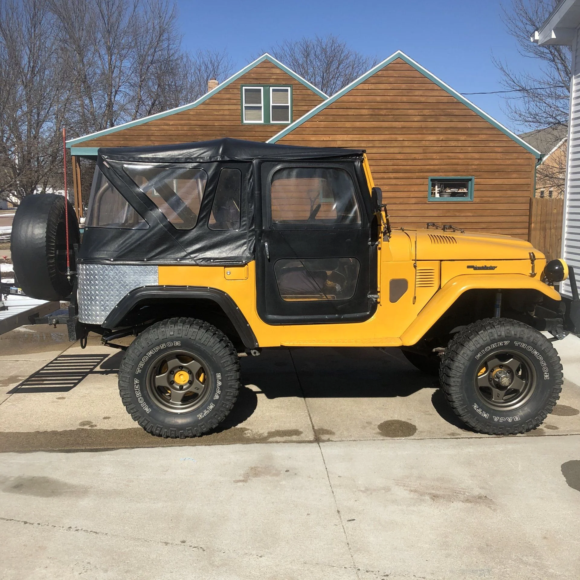 1977 (MIX) Land Cruiser FJ40 Soft Top