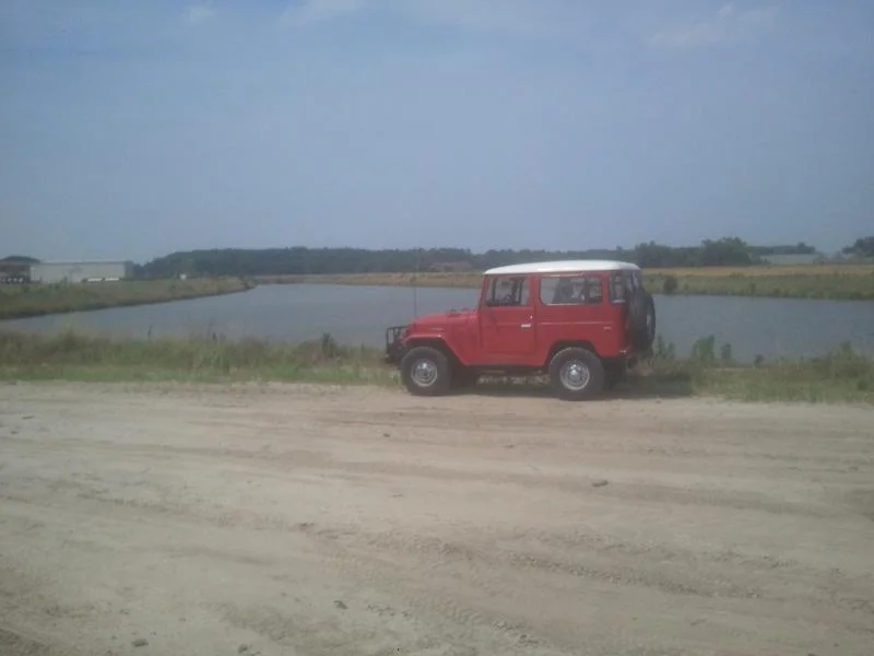 Lake fj40.webp