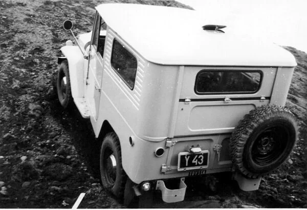 Land%20Cruiser-48.webp