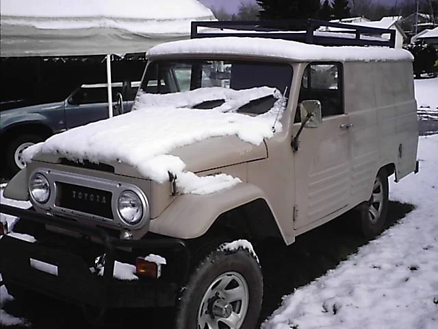 land-cruiser-002.webp