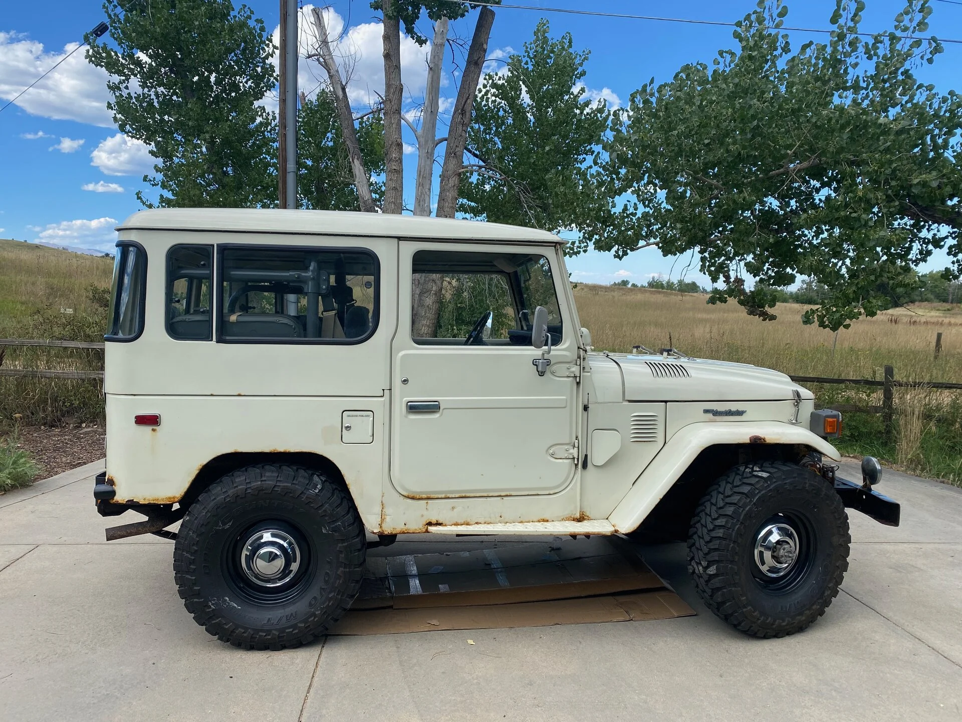 Land Cruiser - 1 of 3.webp