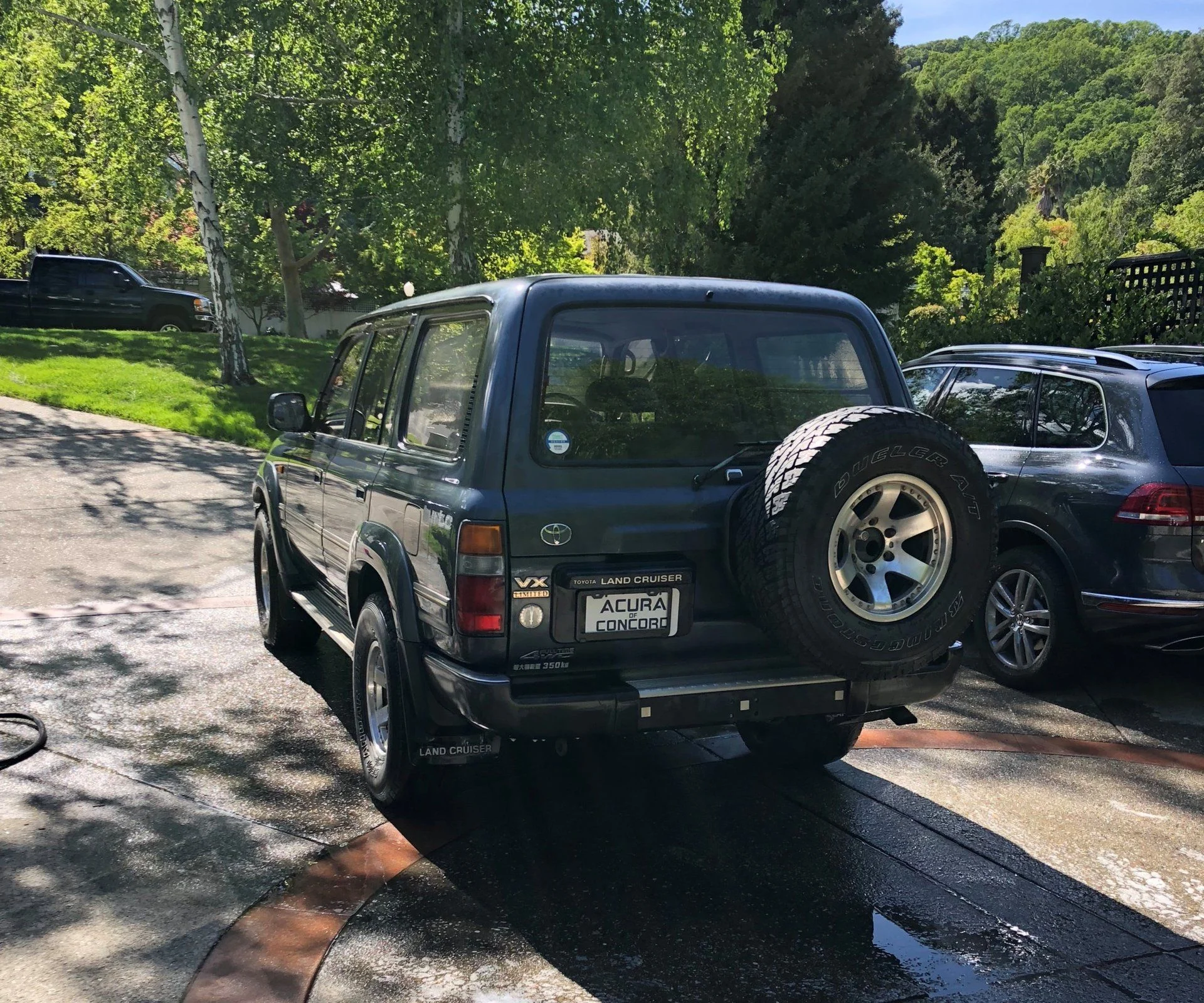 land cruiser 1.webp