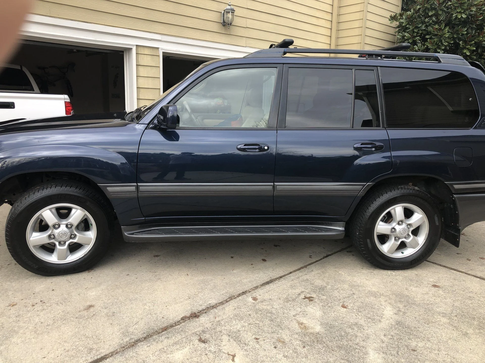 Land Cruiser 2.webp