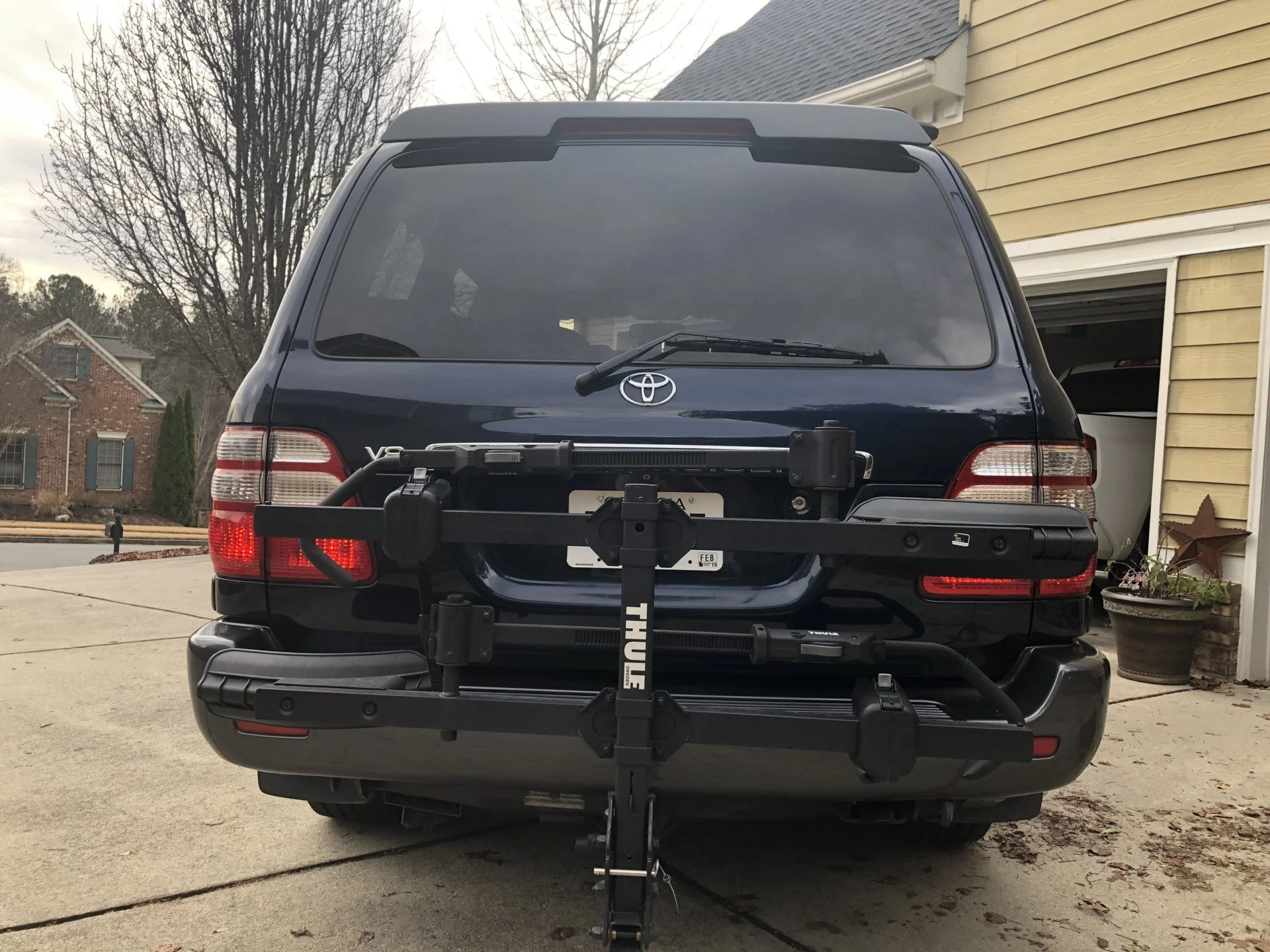 LAnd Cruiser 3.webp
