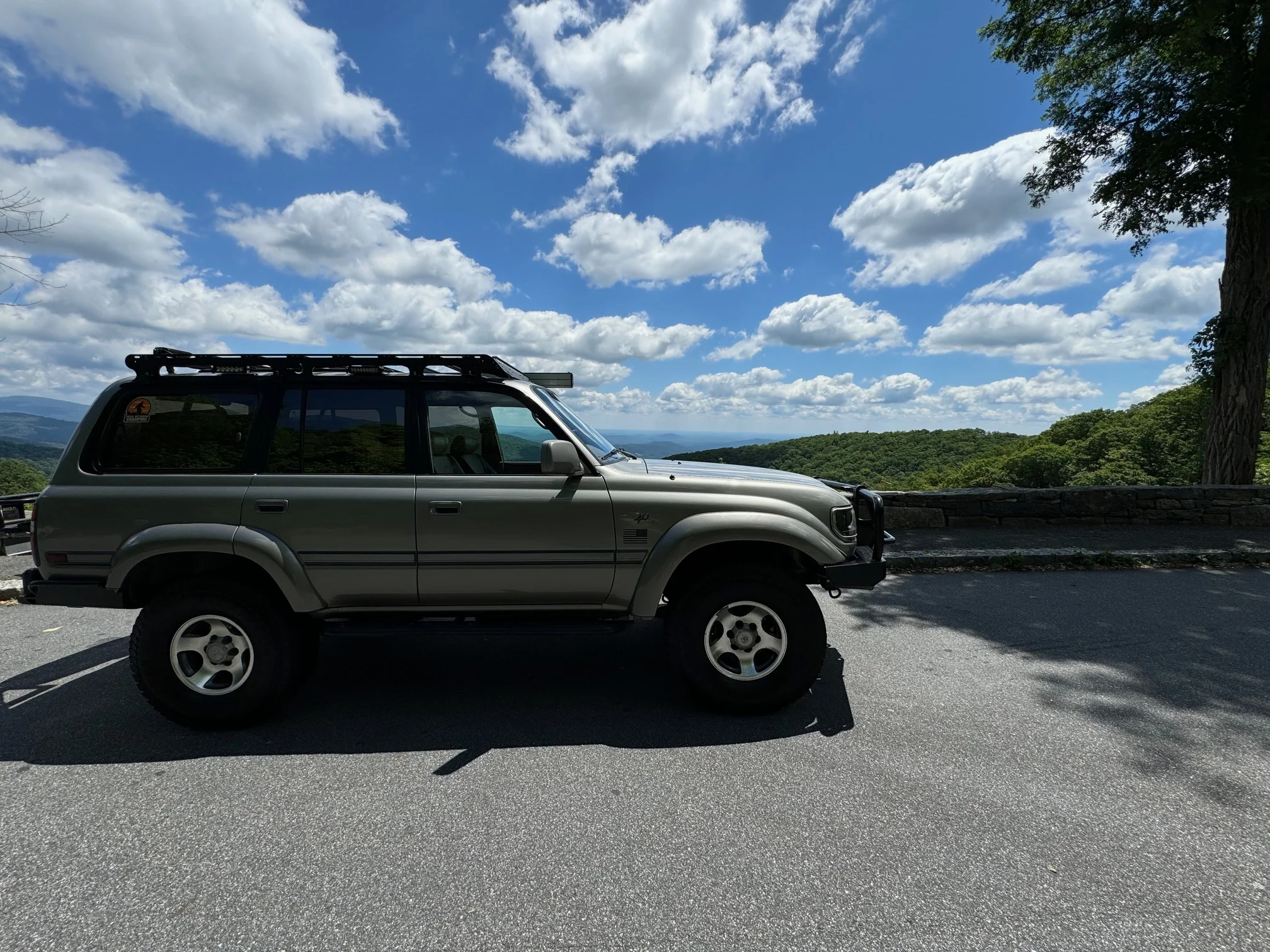 Land Cruiser 3.jpg
