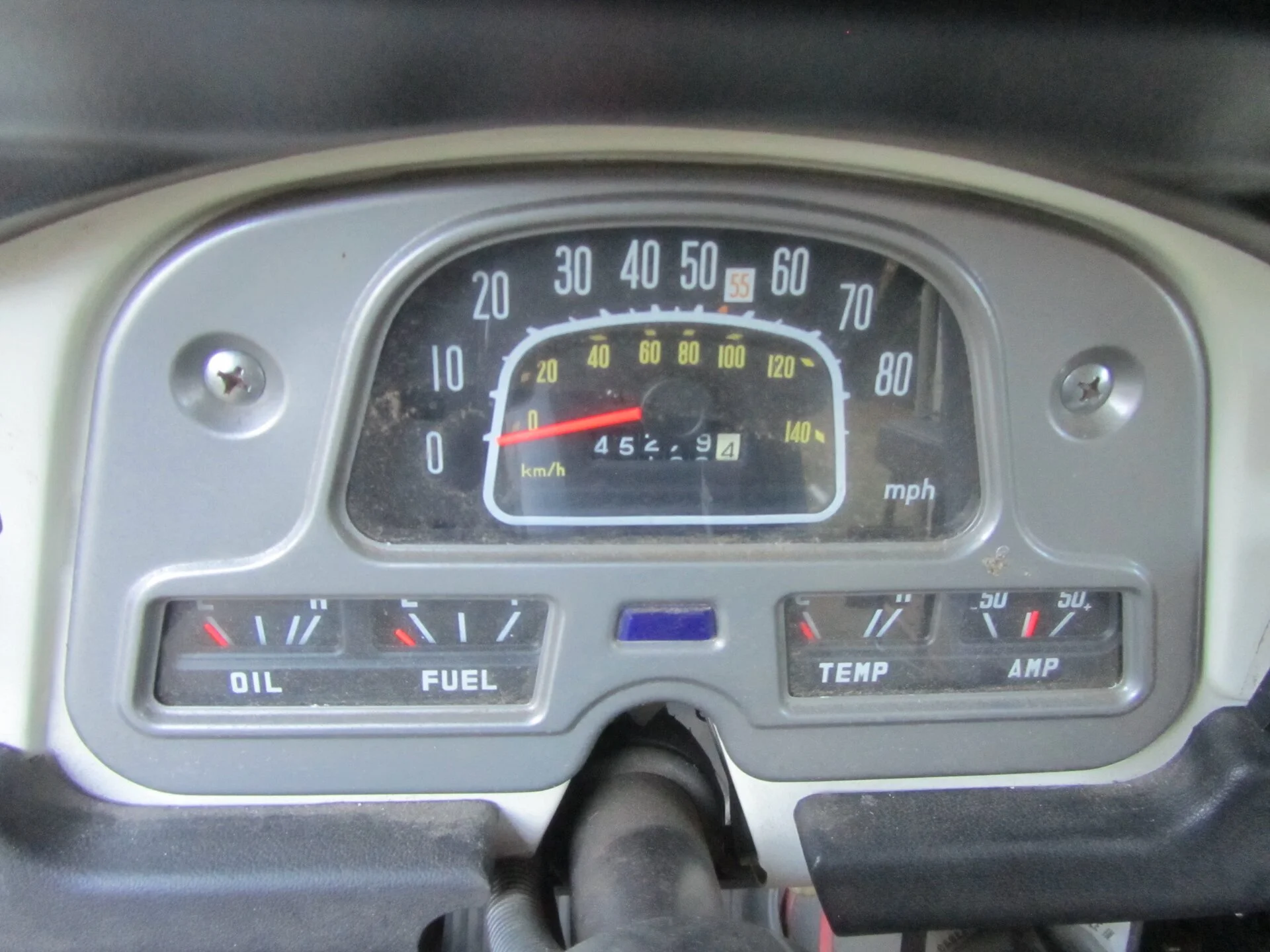 Land Cruiser - 8 of 15.jpeg