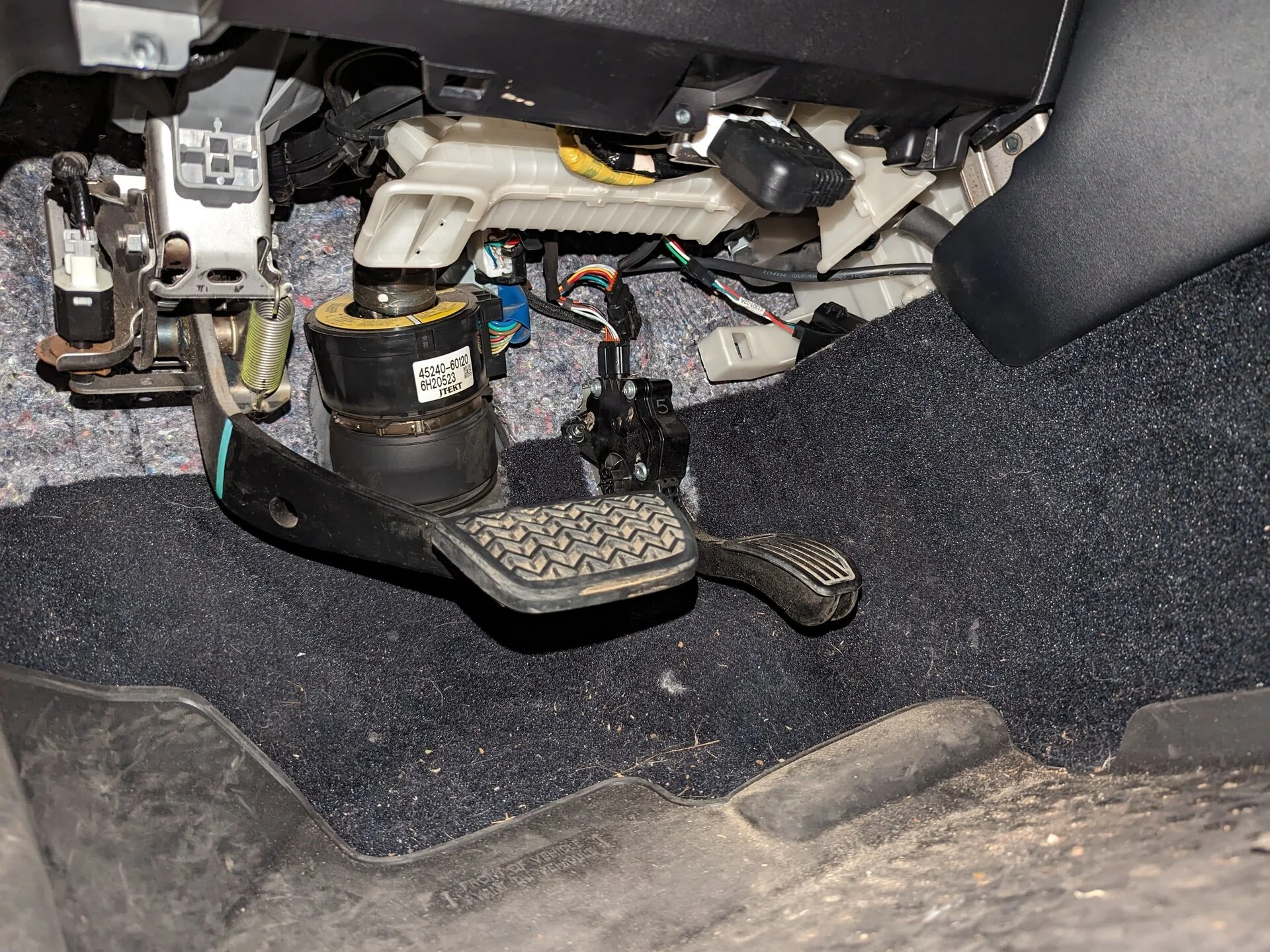 Land Cruiser PedalMonster 01.webp