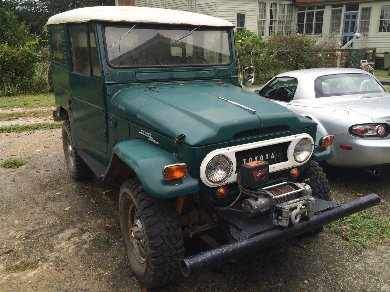 land cruiser photo 1.webp