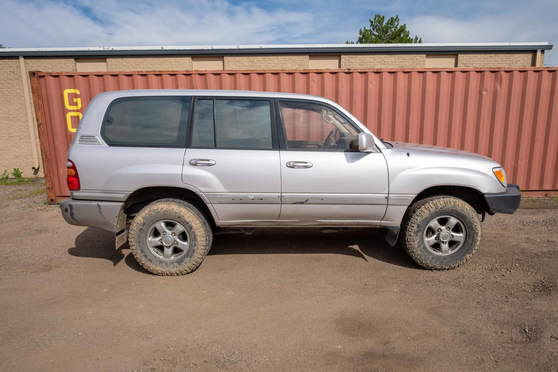 2001 Toyota Land Cruiser with Front and Rear Lockers 141K