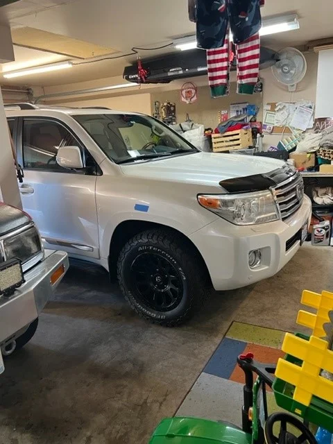land cruiser.webp