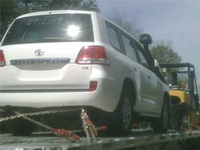 landcruiser 200.webp
