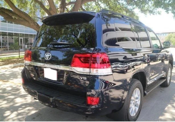 Landcruiser-5.webp