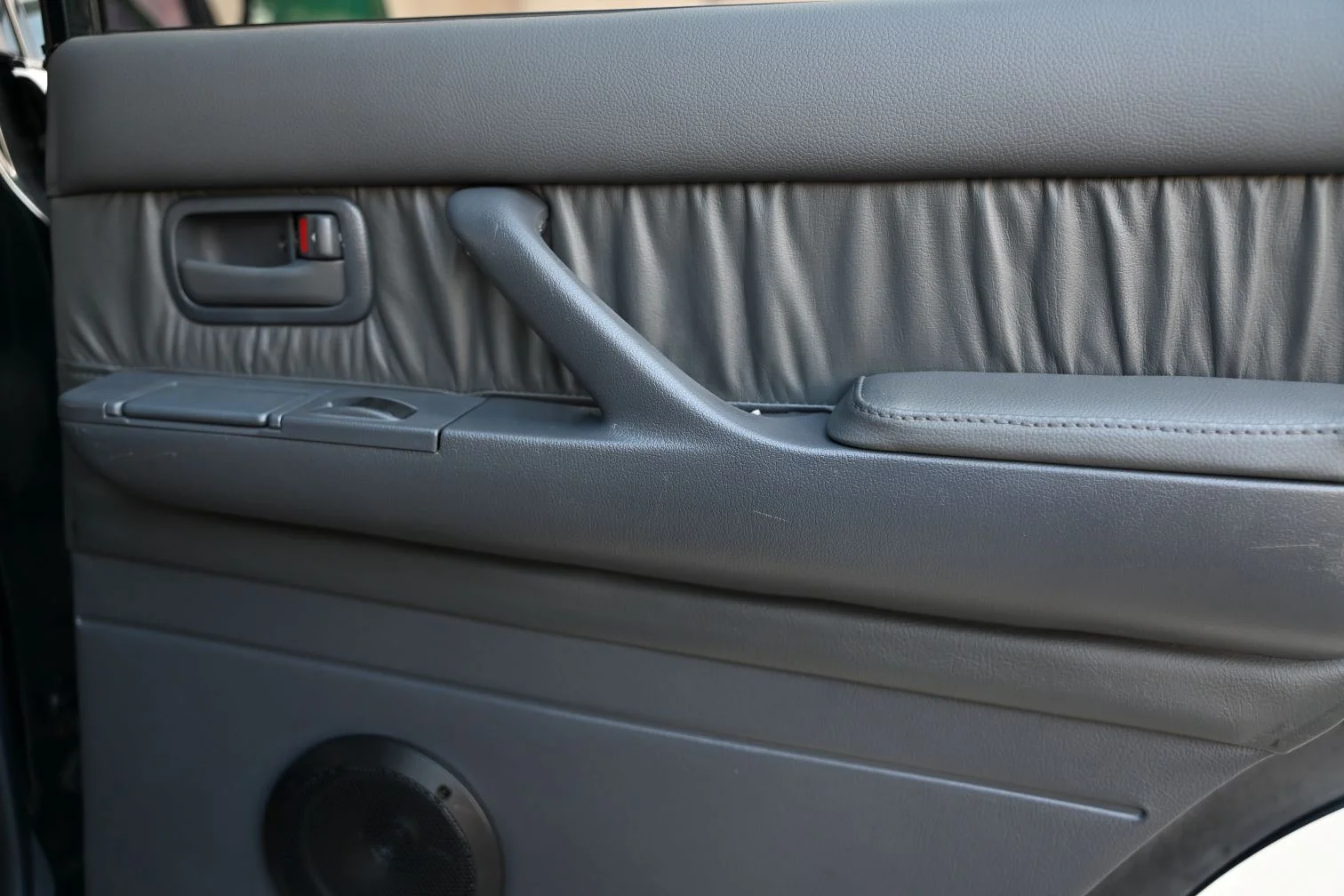 LandCruiser 80 Door.webp