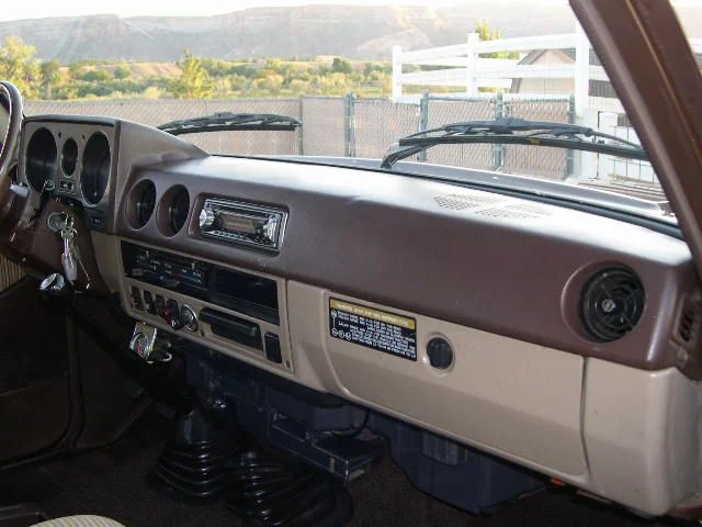 landcruiser fj60 100.webp