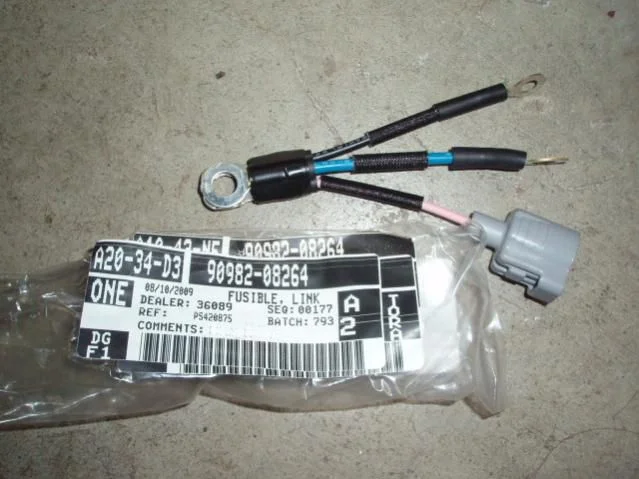 Landcruiser fusible link 2.webp