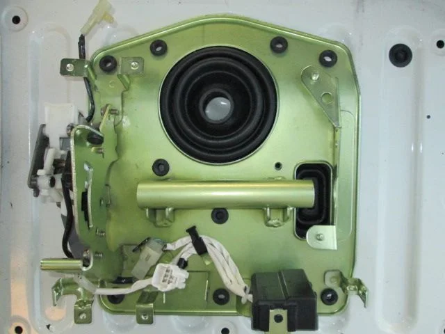 Landcruiser Shift plate boot grommet.jpg