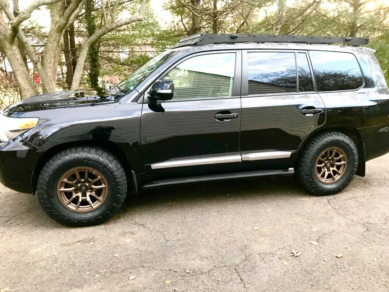 LandCruiser2.jpg