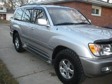 LandCruiser2002 003.webp