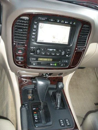 LandCruiser2002 014.webp