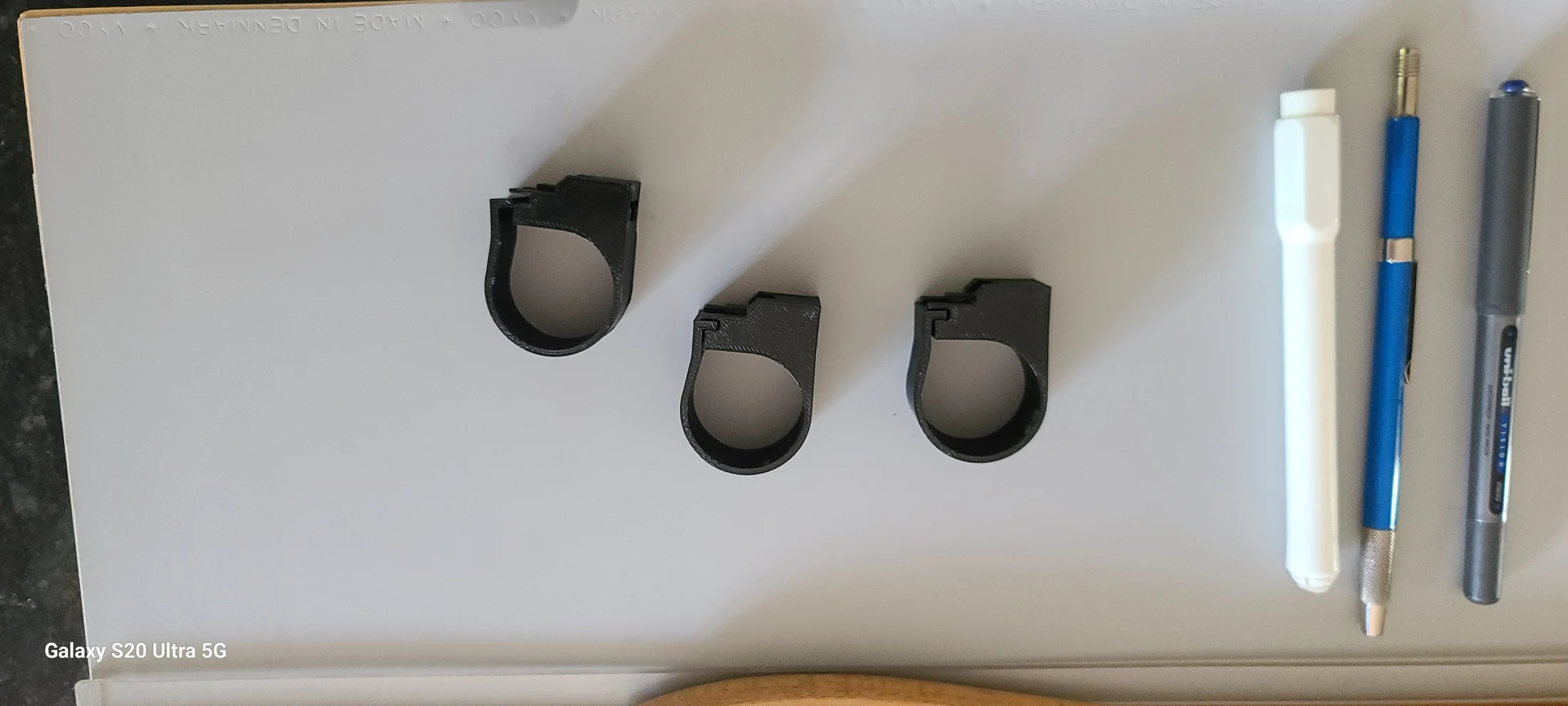 Large engein wire clamp for firewall.webp