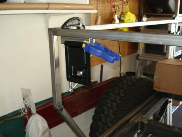 latch1.webp