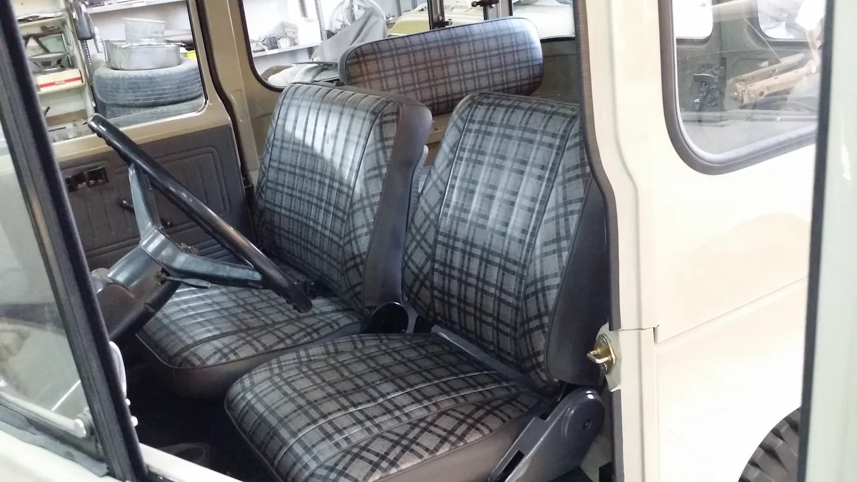 Late Model Bench seat 2.jpg