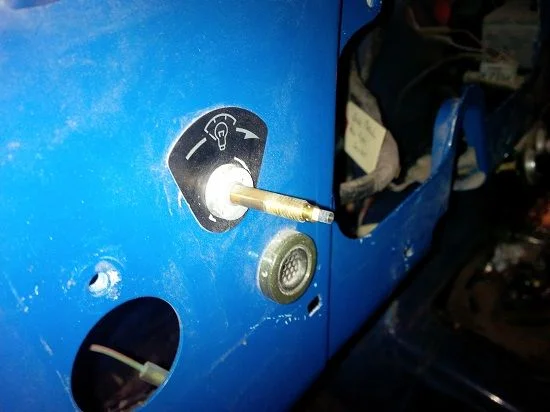 LC-20150327-024 - Dash Headlight Switch Removal Pic 3 (Knob Removed) (Mud).webp