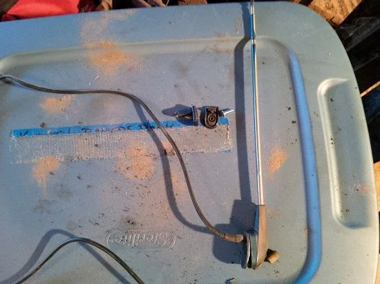 LC-20150329-073 - Antenna Removal Pic 15 (Mud).webp