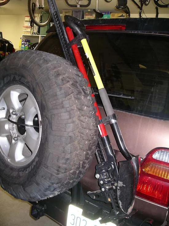 LC Shovel 1.webp