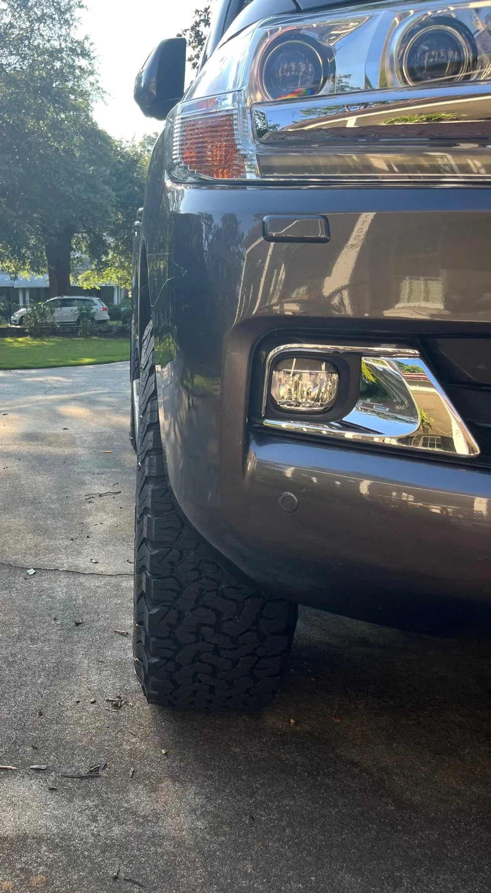 lc200 stance.webp