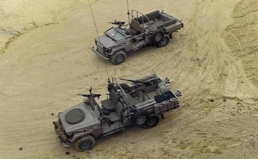 LC75darkgreenmilitary2.webp