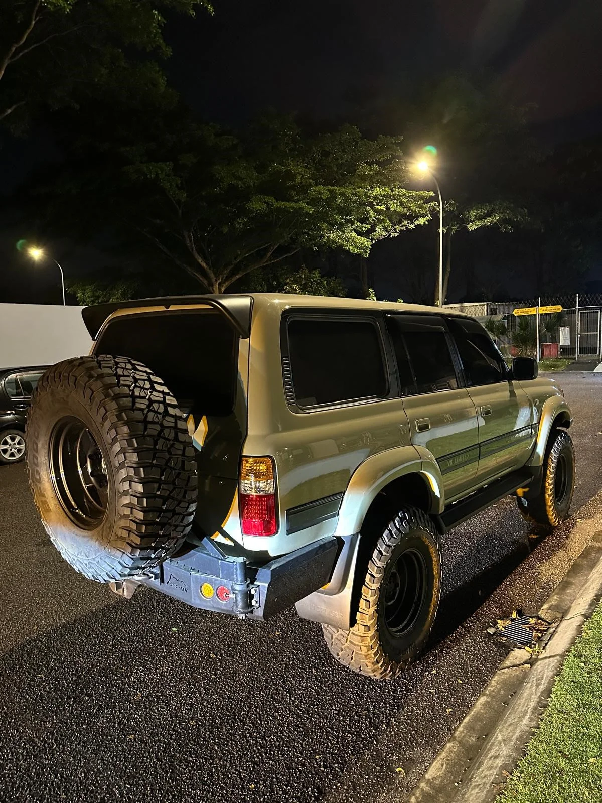 LC80 Rear.webp