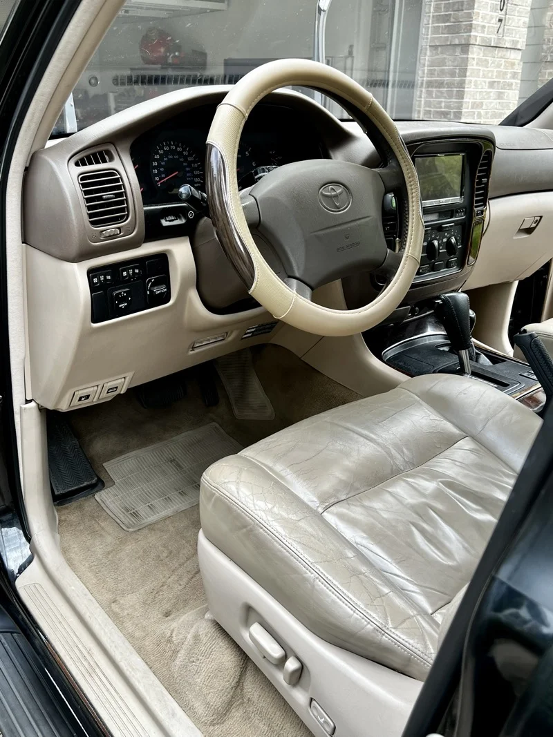LC_Driver_Seat.jpg